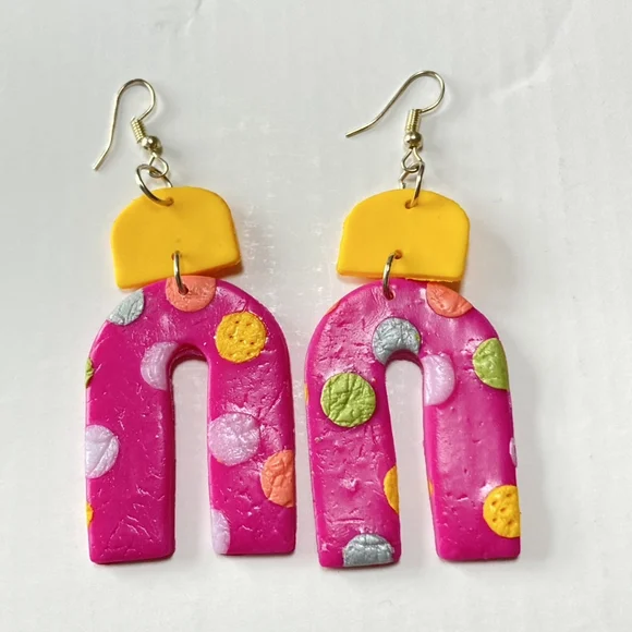 BNWT Handmade Barbiecore Pink Earrings Bundle -Treat Yourself to Trendy Elegance - Picture 3 of 12